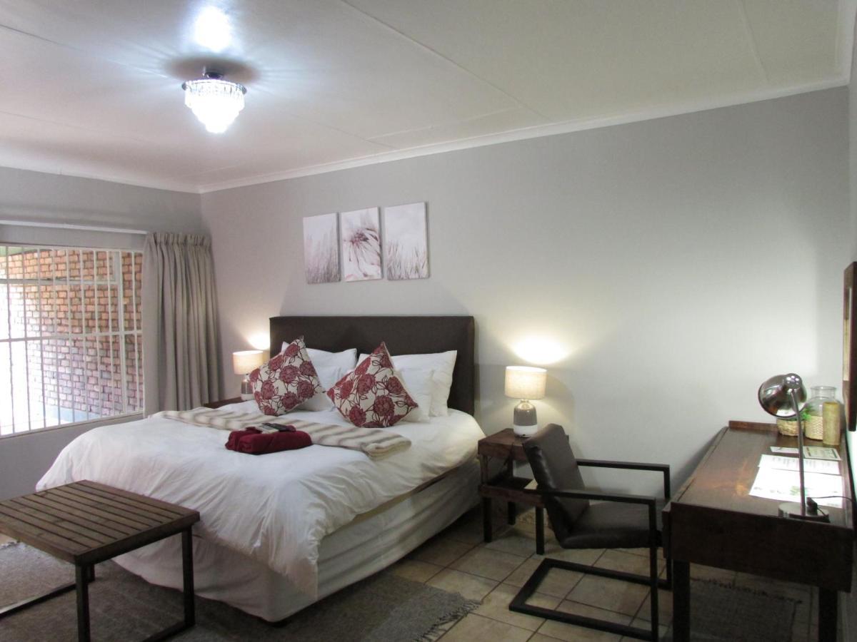The Ultimate Lodge Louis Trichardt Exteriör bild